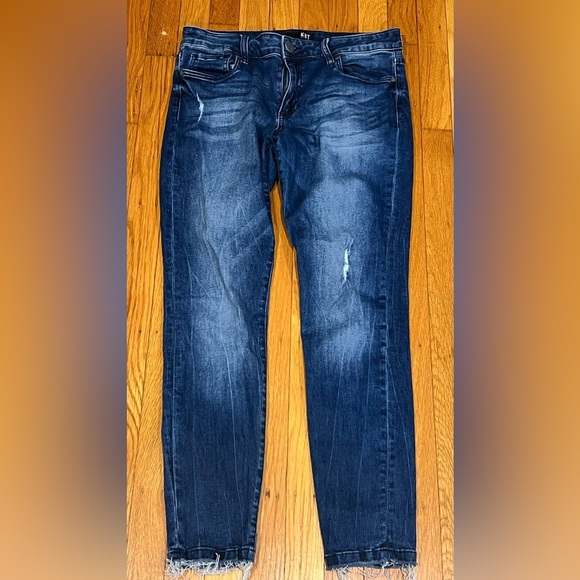 Kut From the Kloth Distressed Ankle Skinny High Rise Jean. Size 8 - Picture 2 of 7